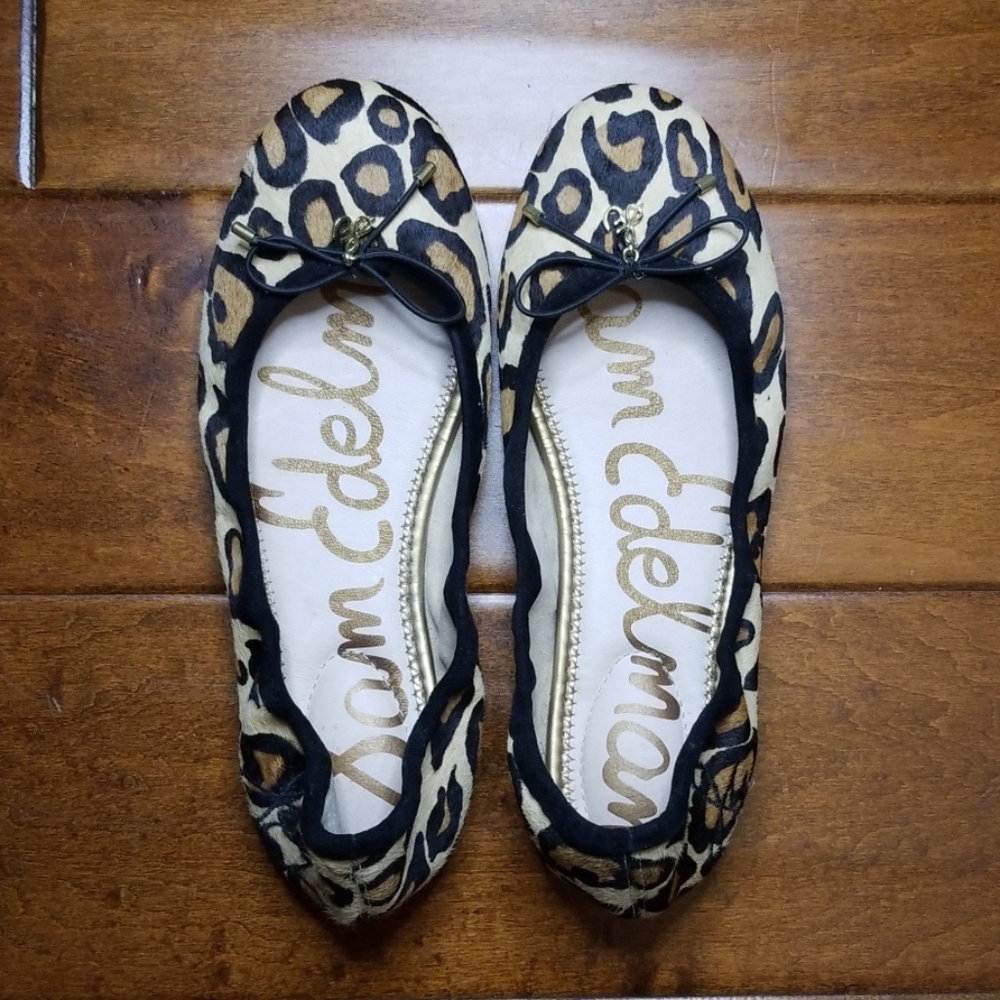 Leopard flats